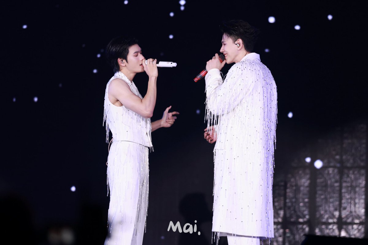 Wish you happiness forever💞

#OUROADLoveAtFirstFlightDAY
#DaouOffroadLoveAtFirstFlight 
#DaouOffroad #ต้าห์อู๋ออฟโรด 
#ต้าห์อู๋ #DAOU #oueiija
#ออฟโรด #offroadKTP