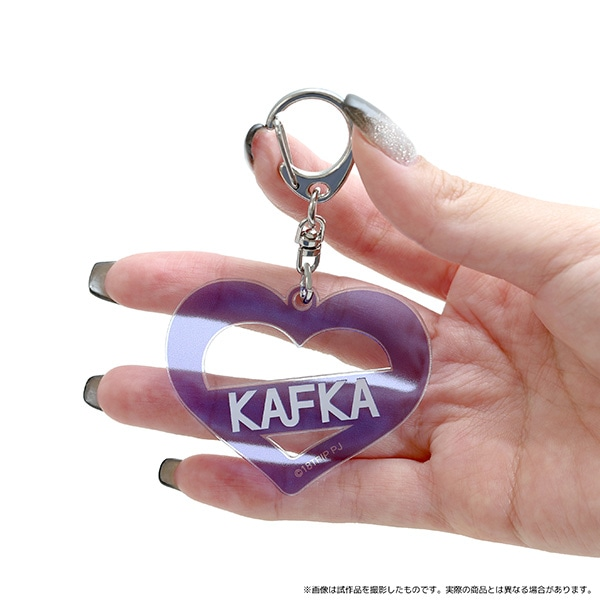 アニメイト店舗に順次入荷中！ 『18TRIP』お名前ハートアクリル