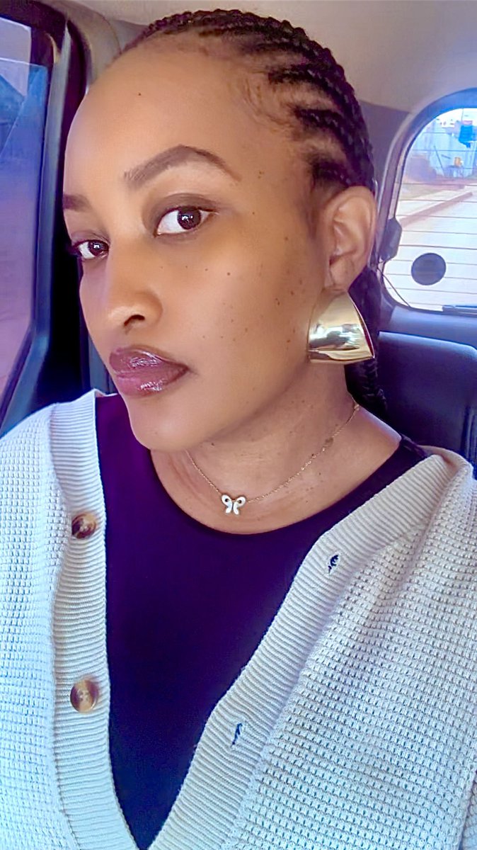 poshamusik's tweet image. Good morning cousins. Remember to radiate positivity today 🫠🪷