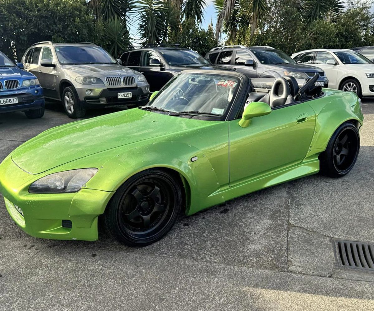 captain_pinchy's tweet image. Which annoys you more, ruining a classic JDM car, or terrible panel/paint repair?