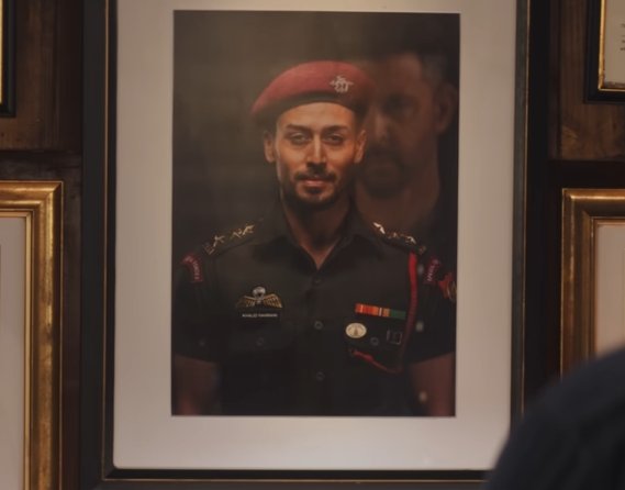KuchBhi89's tweet image. Best think in #War2Trailer 🤌🏻✨
#War2 #HrithikRoshan #JrNTR