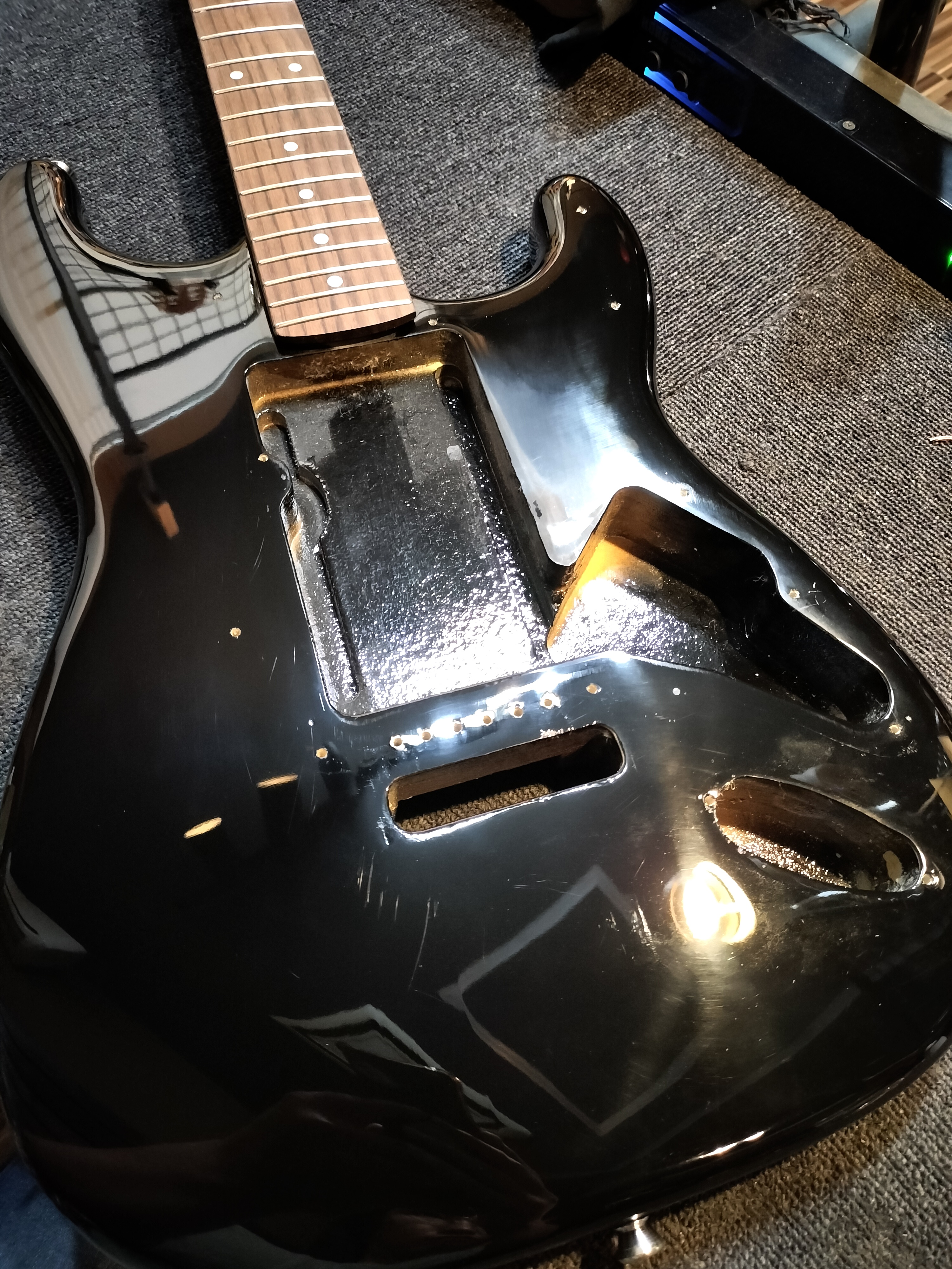 【ネタ枠・改造総額5万円以上】Legend ギター ネタ枠・改造総額5万円以上】Legend ギター 【公式通販】