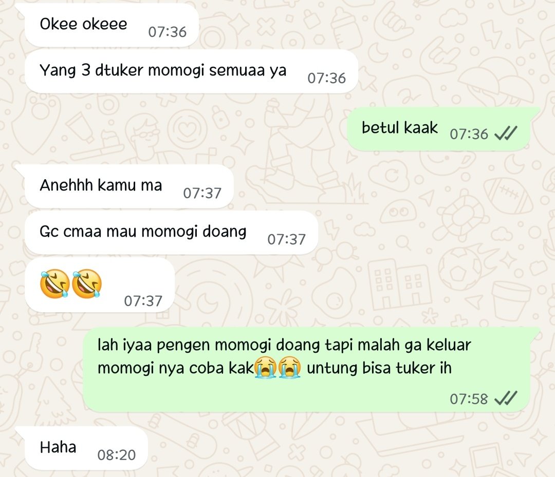 aneul's tweet image. dikatain aneh cuma karna mau momogi😭😭😭 padahal i love momogi buat cemilan