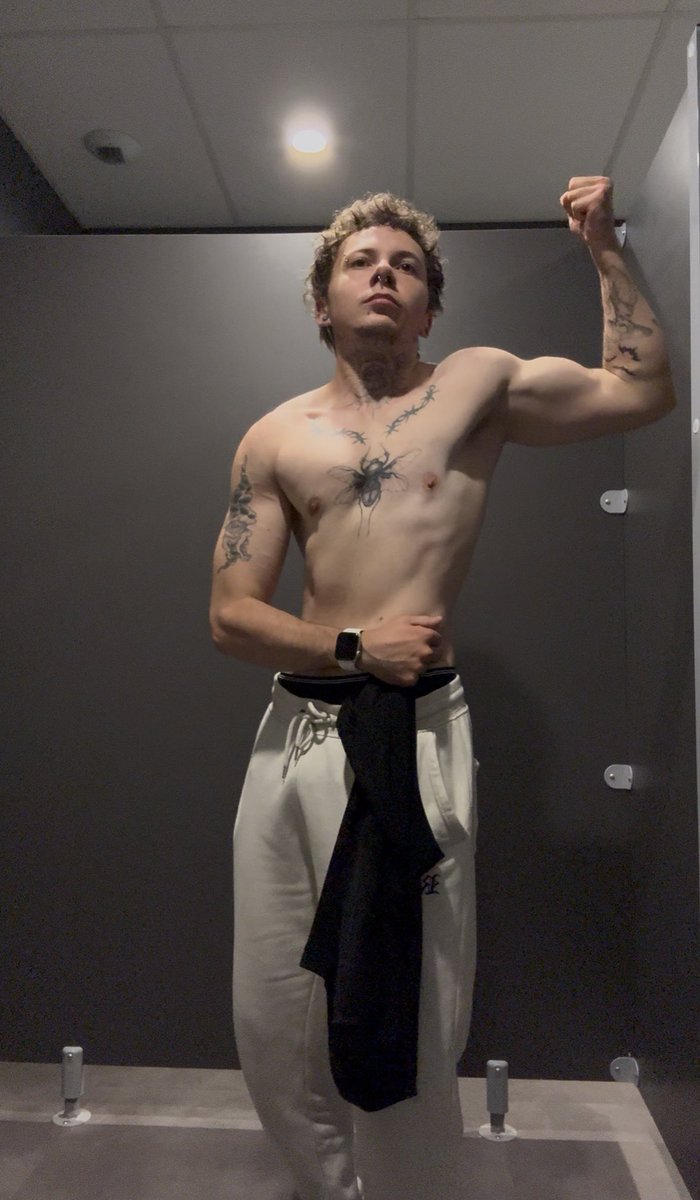 corn boy 🌽 tweet media