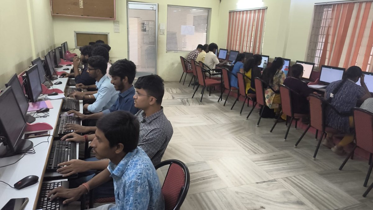 bosoicai's tweet image. Building Competence. Instilling Confidence.
From knowledge to wisdom, ICAI classrooms nurture more than just accounting skills—they nurture leaders.
#ICAI #EmpoweringCAs #LearningToLead