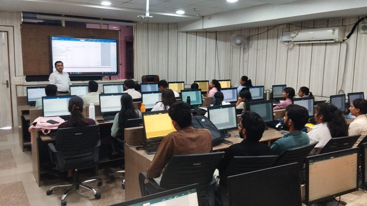 bosoicai's tweet image. Building Competence. Instilling Confidence.
From knowledge to wisdom, ICAI classrooms nurture more than just accounting skills—they nurture leaders.
#ICAI #EmpoweringCAs #LearningToLead