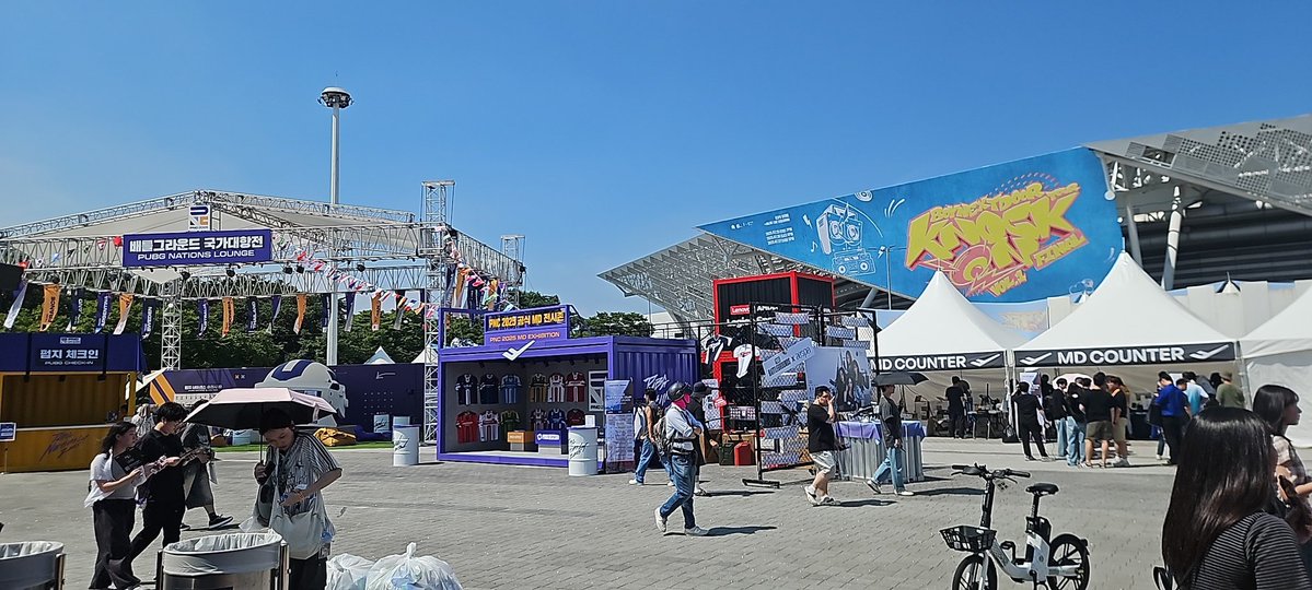 KR PUBG info (@pkl_info) on Twitter photo Fan zone at #PNC2025 so far
- Barely ready for 2pm launch
- merch line is giga slow
- only seats away from sun are unprotected, and taken over by BOYNEXTDOOR fangirls
<a href="/PUBGEsports/">PUBG Esports</a> this could be better Fan zone at #PNC2025 so far
- Barely ready for 2pm launch
- merch line is giga slow
- only seats away from sun are unprotected, and taken over by BOYNEXTDOOR fangirls
<a href="/PUBGEsports/">PUBG Esports</a> this could be better