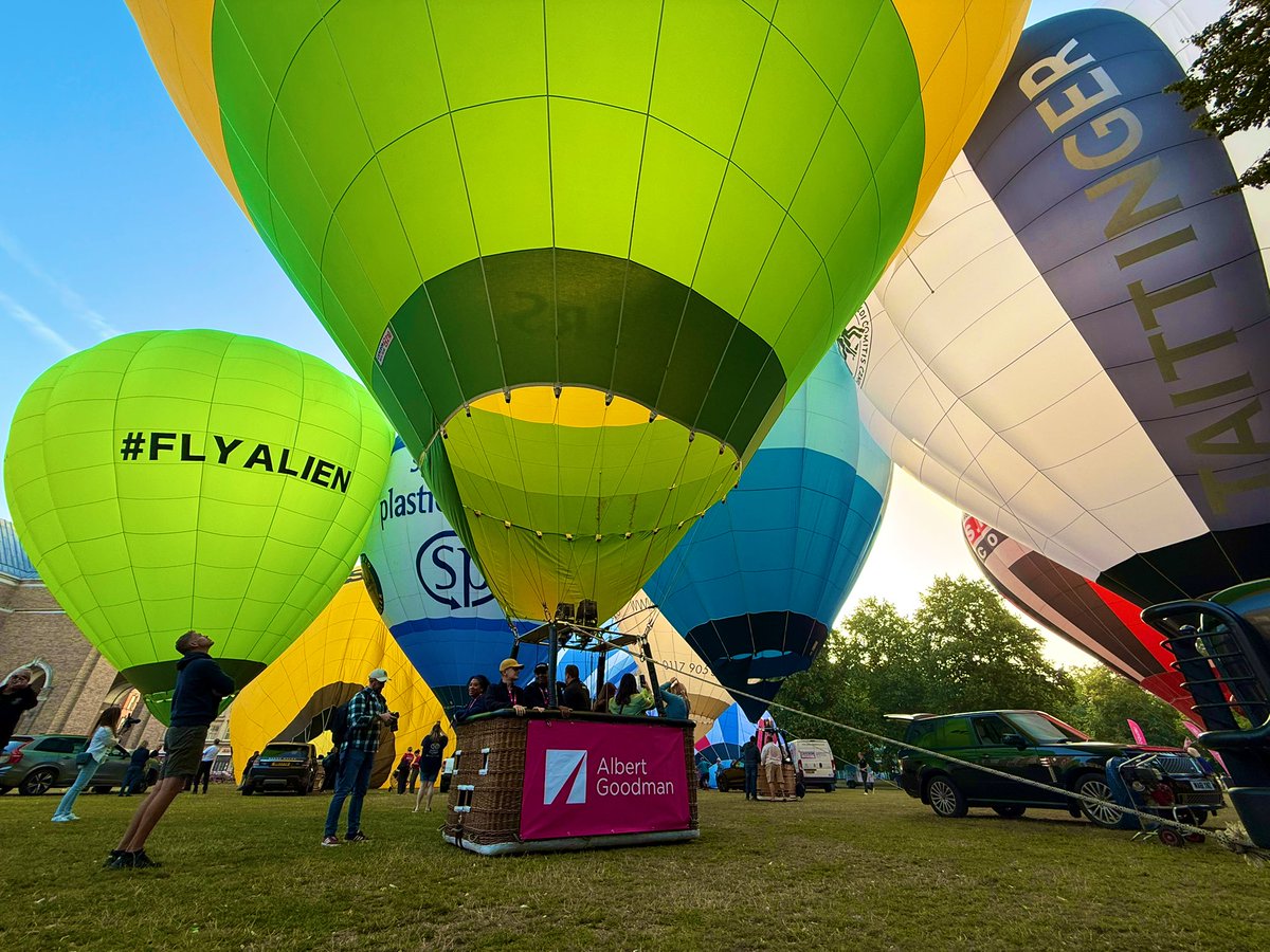 Bristol International Balloon Fiesta (@bristolballoon) on Twitter photo Good morning #Bristol, and what a morning it is. With those blue skies across the city it’s time for us to raise the curtain on the 47th BIBF in partnership with <a href="/AG_LLP/">Albert Goodman</a> A dozen balloons are taking off from College Green heading towards Wick/Keynsham.
Eyes to the skies… 🎈 Good morning #Bristol, and what a morning it is. With those blue skies across the city it’s time for us to raise the curtain on the 47th BIBF in partnership with <a href="/AG_LLP/">Albert Goodman</a> A dozen balloons are taking off from College Green heading towards Wick/Keynsham.
Eyes to the skies… 🎈