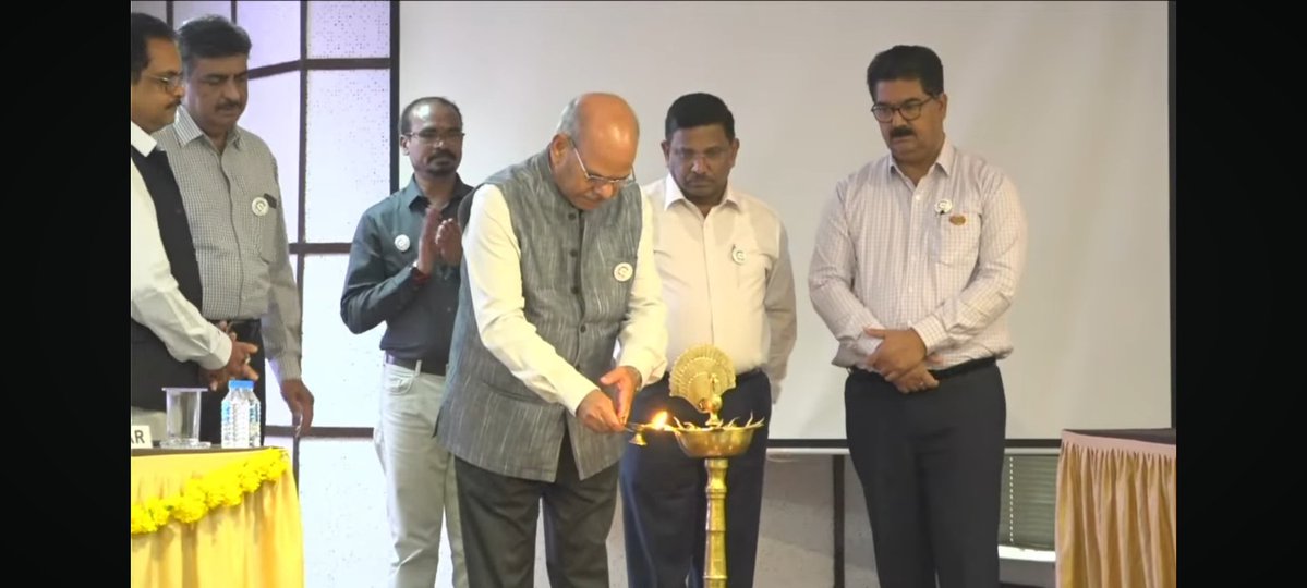 KRIBHCO_PR's tweet image. The programme is now LIVE!
Tune in as KRIBHCO prepares to launch the Gujarati Edition of its monthly newsletter “KRISHAK SAARATHI”, live from the HRD Auditorium, KRIBHCO Plant, Surat.
Watch the live event: youtube.com/live/QsFjV5Eje…
स्थानीय जुड़ाव, राष्ट्रीय उत्थान – सहकारिता का…