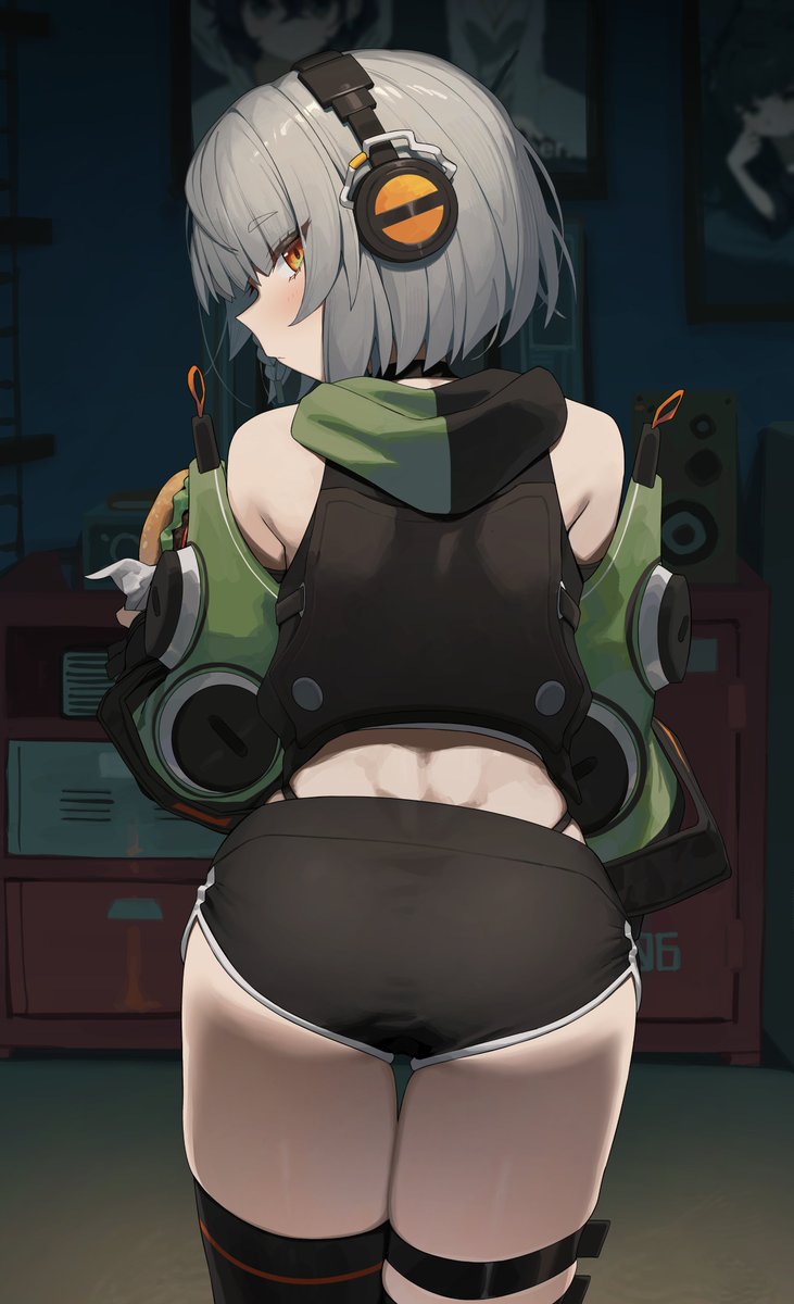 SyHan__'s tweet image. ban