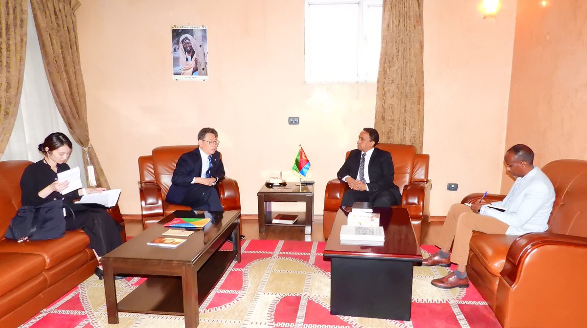 ERIEMBAET's tweet image. Chargé d'affaires en pied of @ERIEMBAET Mr. @biniamb, met yesterday with H.E. Mr. Nakagawa Tsutomu, Ambassador of Japan to the AU and UNECA, and exchanged views on the preparation for the upcoming TICAD9 Summit, to be held from 20-22 August in Yokohama, Japan.