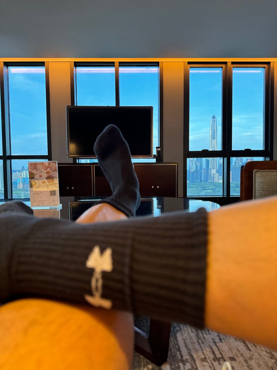 霸霸（体育生1s版） tweet media