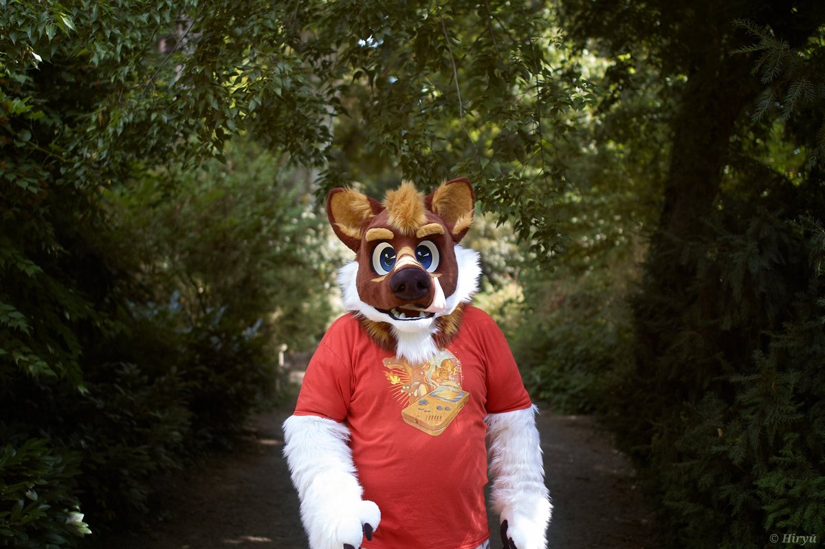 Do you smell it? It smells like #FursuitFriday 

here are my favorite photos from the small photoshooting last weekend in Speyer

Photos by: <a href="/HiryuTheDragon/">Hiryū</a> <a href="/CyberTheDerg/">Cyber</a> and <a href="/photoluchs/">Peachy</a>