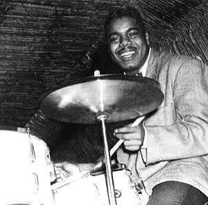 dvesean's tweet image. July 25 1925

I Worship At The Alter Of Motown.

The Funk Brothers were the Uncredited Studio Studs on all the Motown hits.

Benny Benjamin (B-Day) played drums on SO many Motown classics!
Sadly Benny battled addiction to drugs &amp;amp; alcohol.

Benny Benjamin 43 d. in 1969.
R&amp;amp;R HOF.