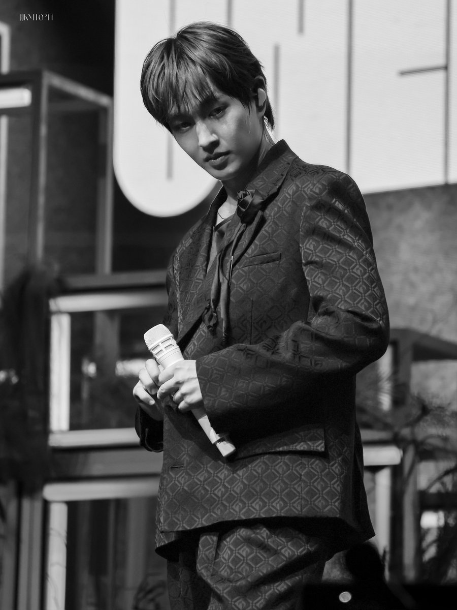 jjkmt0314's tweet image. 250715 PERCENT ์ผ์ผ์ด์ค
๋๋๋ถ๐ฅถ
#์จ์ #ONEW
#PERCENT #ONEW_PERCENT
#ํผ์ผํธ #์จ์ _ํผ์ผํธ #์จ์ ํผ์ผํธ
#ONEW_ANIMALS #ANIMALS #์จ์ _์ ๋๋ฉ #์จ์ ์ ๋๋ฉ
