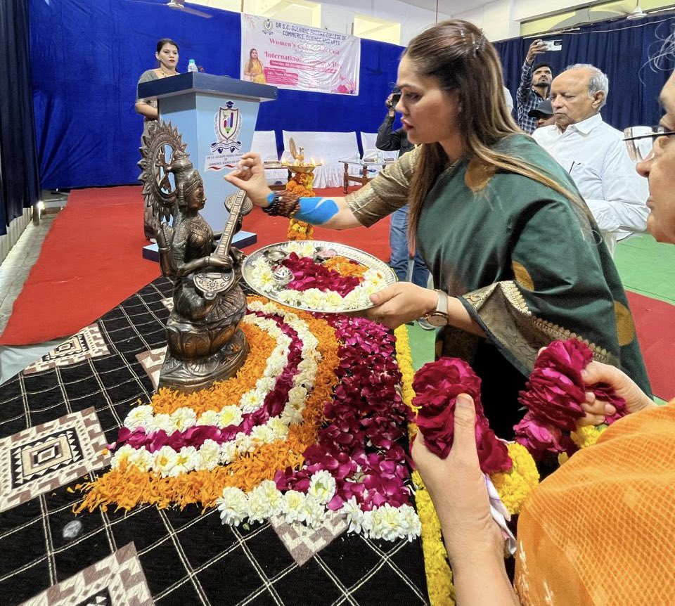 Anika_Smiles's tweet image. Does Traditional Hinduism permit conversion from Islam to Hinduism?