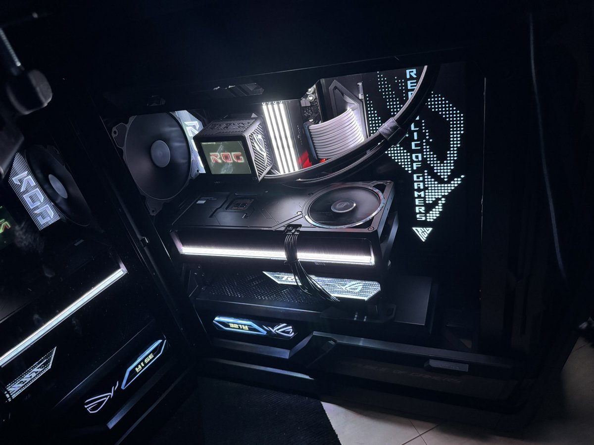 パソコンもできあがったよ