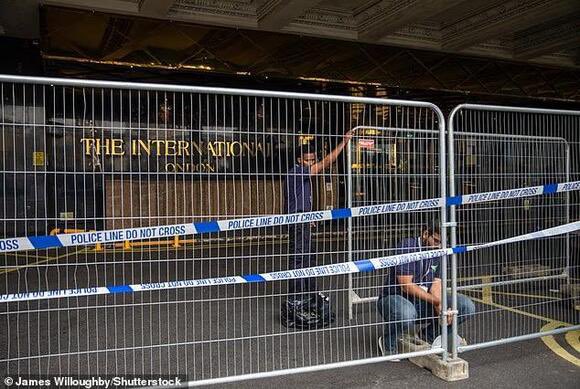 BulletBlueSky2's tweet image. Instead of putting ‘rings of steel’ around London and Epping hotels to ‘protect’ illegal migrants from far-right mums rightly concerned about their daughters, how about putting a ring of steel along our beaches to keep these people out of our country?