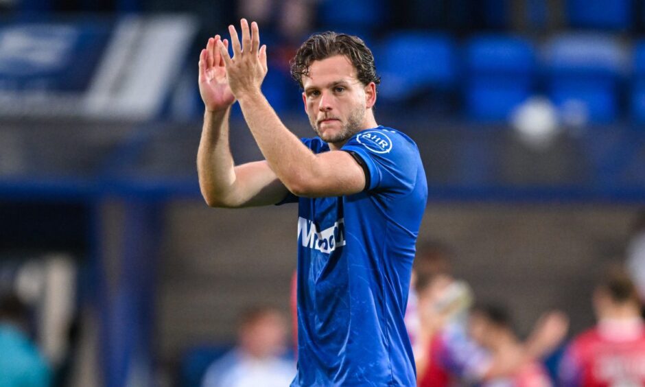 thecouriersport's tweet image. Jamie Gullan sees plenty of reasons to celebrate St Johnstone’s win over old club Raith Rovers dlvr.it/TM62Hn