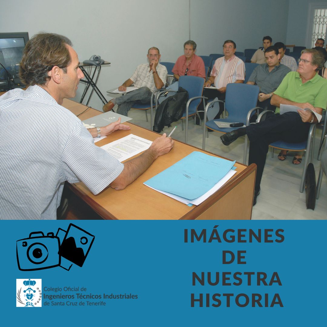 📸Nuestra sede acogió el 19 de septiembre de 2007 una charla sobre la Ley de Sociedades Profesionales impartida por Andrés Marín, asesor jurídico del Colegio.