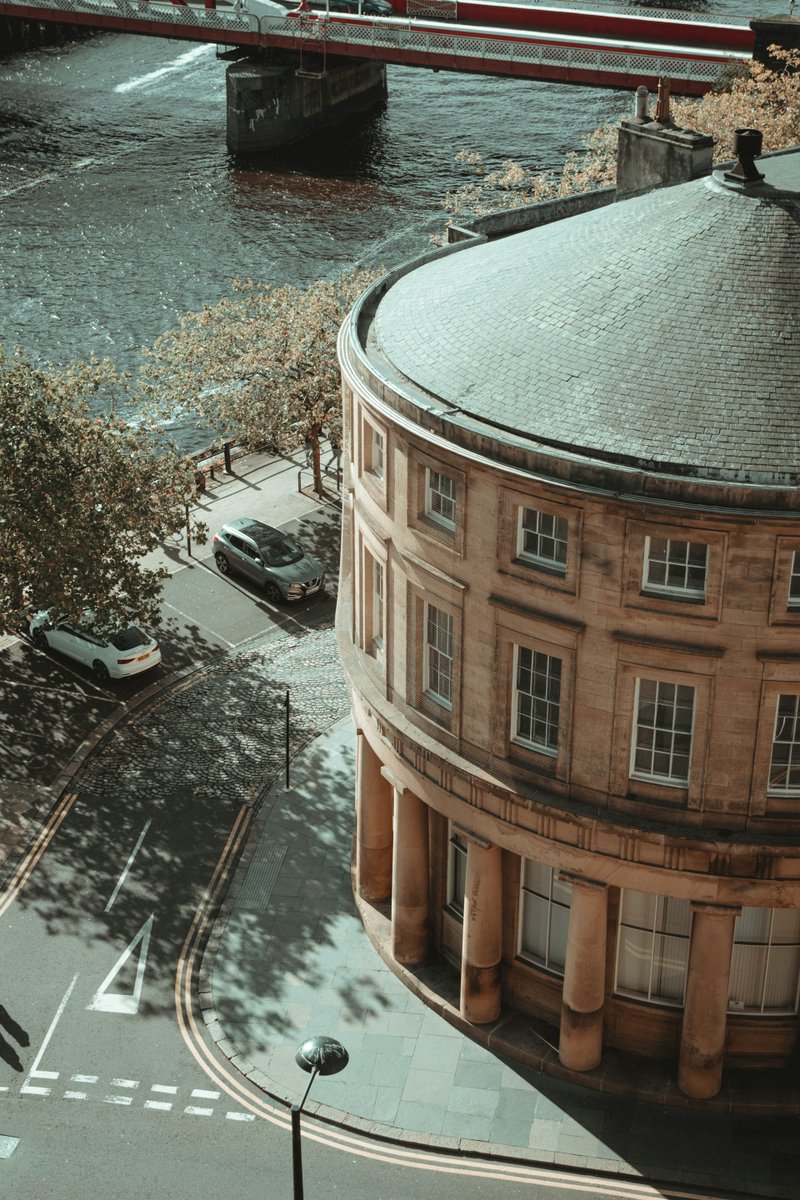 SAVEtoReuse's tweet image. 🏛️ Step inside Newcastle’s historic Guildhall this Sept as part of Built on the Tyne — a guided walk through the city’s bold architecture & rich past, from Roman roots to riverside renewal.
📍27 Sept | £10–£30
🎟️ Book: bit.ly/4mdWBv6
#BuiltOnTheTyne