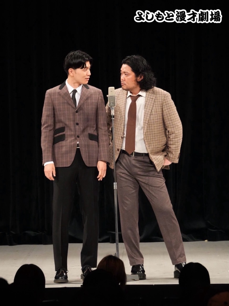 カベポスター　浜田サイン入りラミネート写真 Amazon.co.jp: カベポスター 浜田 直筆サイン入りラミネート写真
