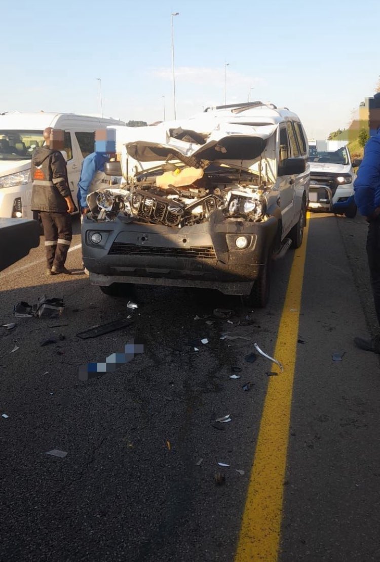 Time - 08:00
Date - 25 July 2025

Crash on N2 Northbound after Ramp from Umhlanga. Left lane closed. Expect Delays
KZN VIP Medical &amp; Durban South Towing on scene

#KZNTRAFFIC #TRAFFIC247KZN