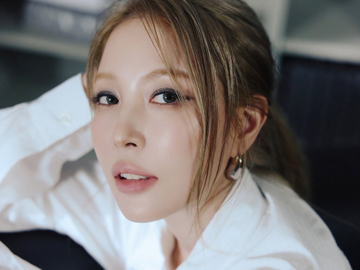 BoA_Official's tweet image. #보아 표 깊은 울림과 감성, 정규 11집 #Crazier 팬송부터 발라드까지
독보적 음색으로 완성한 감성 트랙!
m.entertain.naver.com/home/article/1…
#BoA #보아
#Crazier #BoACrazier