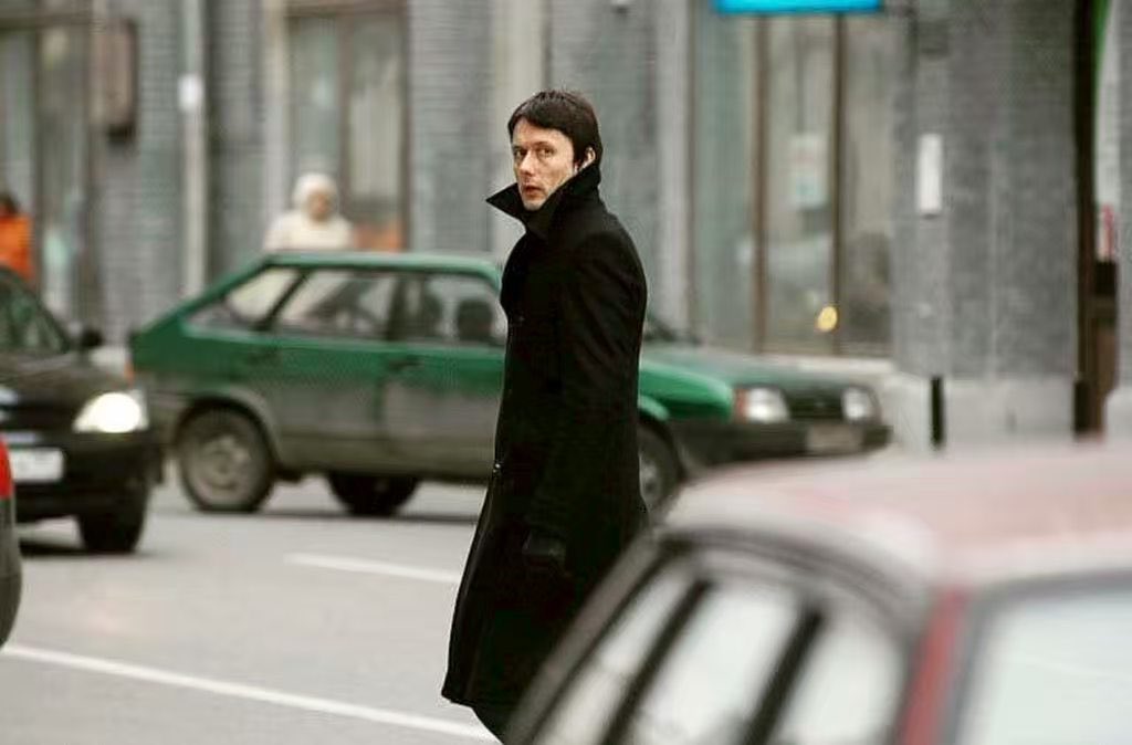 HeyArrrin's tweet image. Brett Anderson spotted filming scenes for โThe Devil wears Prada 2โ in New York City today.