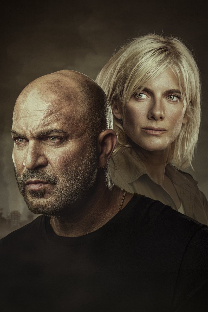 FaudaOfficial's tweet image. 🔔 Check out our new posters for Season 5, any thoughts?🤩
Photo by @ohadromano
#fauda #season5 #cominsoon #areyouready #poster