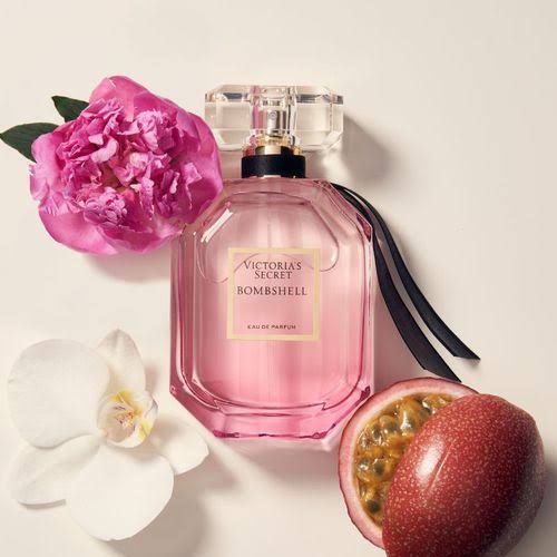 kalravkapadia's tweet image. PerfumeAddicts Exclusive Deal:

She’s bold, she’s fearless, she walks in like a fantasy♥️♥️♥️♥️

A MEGA DEAL FOR RAKSHA BANDHAN♥️♥️♥️

Victoria&apos;s Secret Bombshell Pour Femme for women from Victoria&apos;s Secret 100ml.EDP for 6550. #floral #fruity #bestselling #gorgeous 

BEST PRICE…