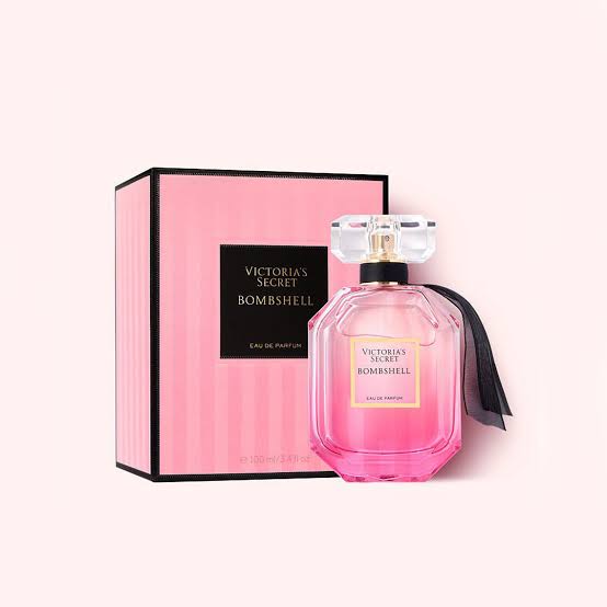 kalravkapadia's tweet image. PerfumeAddicts Exclusive Deal:

She’s bold, she’s fearless, she walks in like a fantasy♥️♥️♥️♥️

A MEGA DEAL FOR RAKSHA BANDHAN♥️♥️♥️

Victoria&apos;s Secret Bombshell Pour Femme for women from Victoria&apos;s Secret 100ml.EDP for 6550. #floral #fruity #bestselling #gorgeous 

BEST PRICE…
