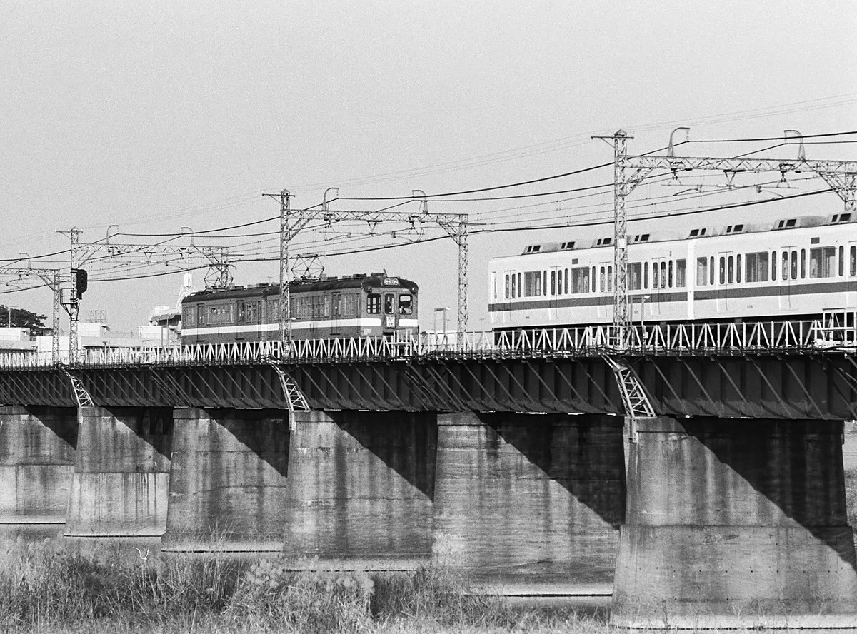 SL664126155's tweet image. #お客様を乗せない鉄道車両たち
小田急にも荷電が有りました。