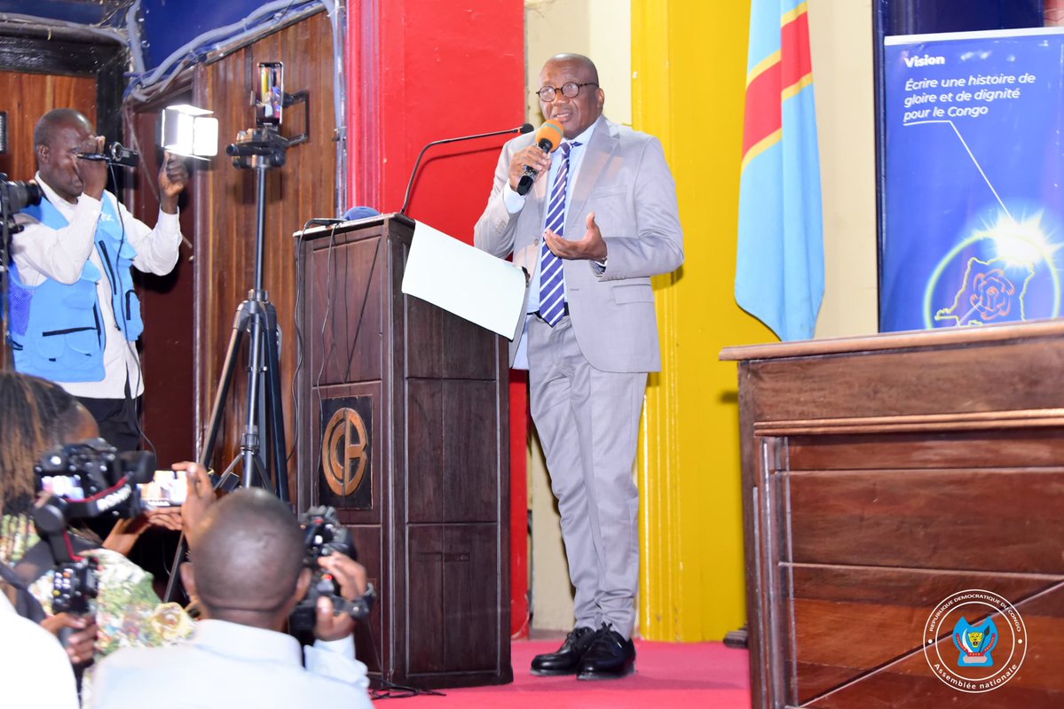 jonathan_yoka's tweet image. #RDC *DÉBAT CITOYEN : &quot;LA FONDAMENTALITÉ DE WASHINGTON ET DOHA, C&apos;EST LA RECONNAISSANCE DE L&apos;INTÉGRITÉ DU TERRITOIRE CONGOLAIS&quot; (JACQUES DJOLI)* 

Le Porte-parole de l&apos;Assemblée nationale, le Professeur Jacques DJOLI ESENG&apos;EKELI [@jacdjo1 ] a pris part active au débat citoyen, ce…
