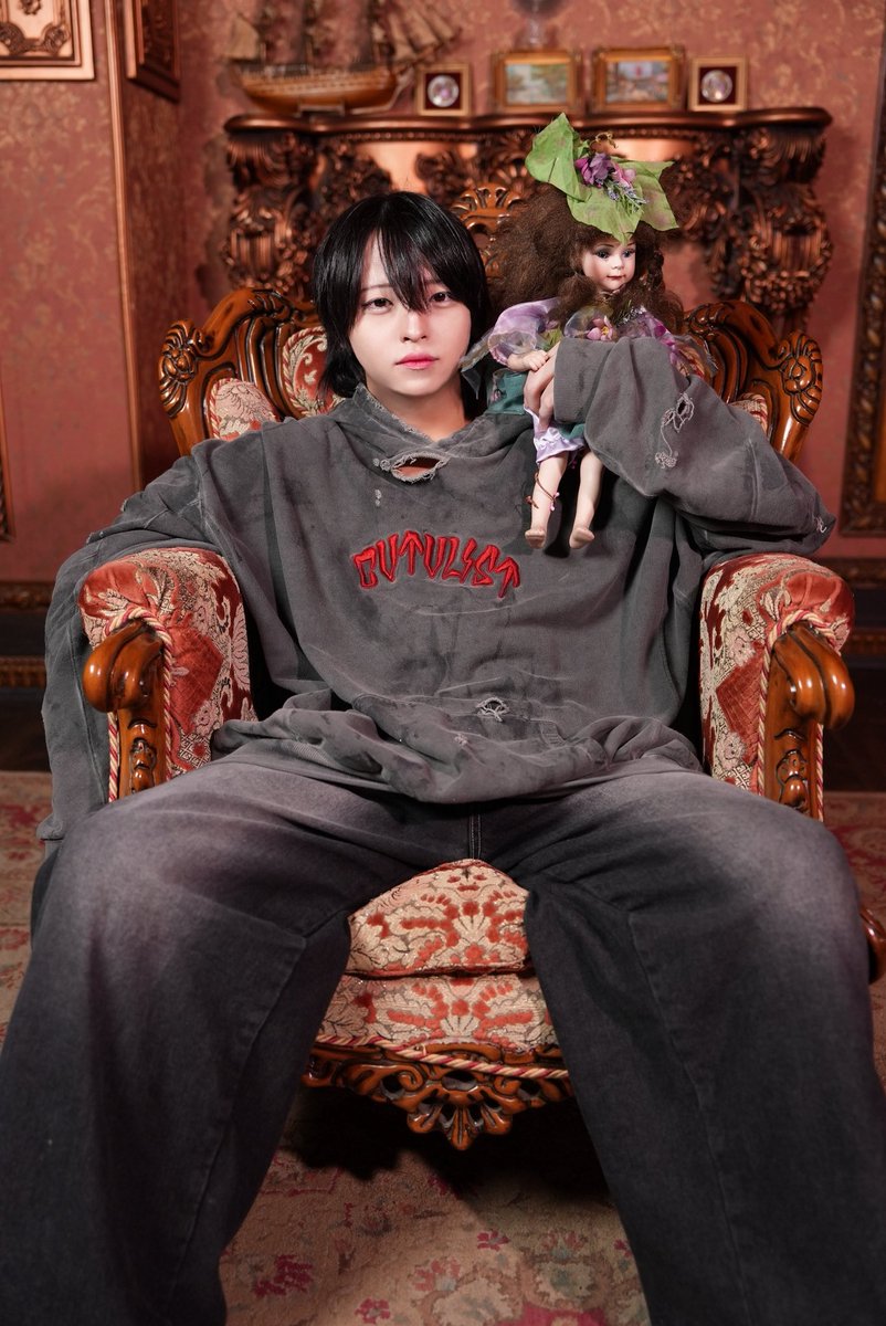 【新アー写公開✨】

◆────────────────

Name:あると　【<a href="/aruto_penta/">あると</a> 】
Color：❤️

「全部分かってる。俺を欲しがってる顔、全部バレてるよ子猫ちゃん」

───────────────◆

いいね♥️＆リポスト🔁合計300達成で
Next memberアー写公開！