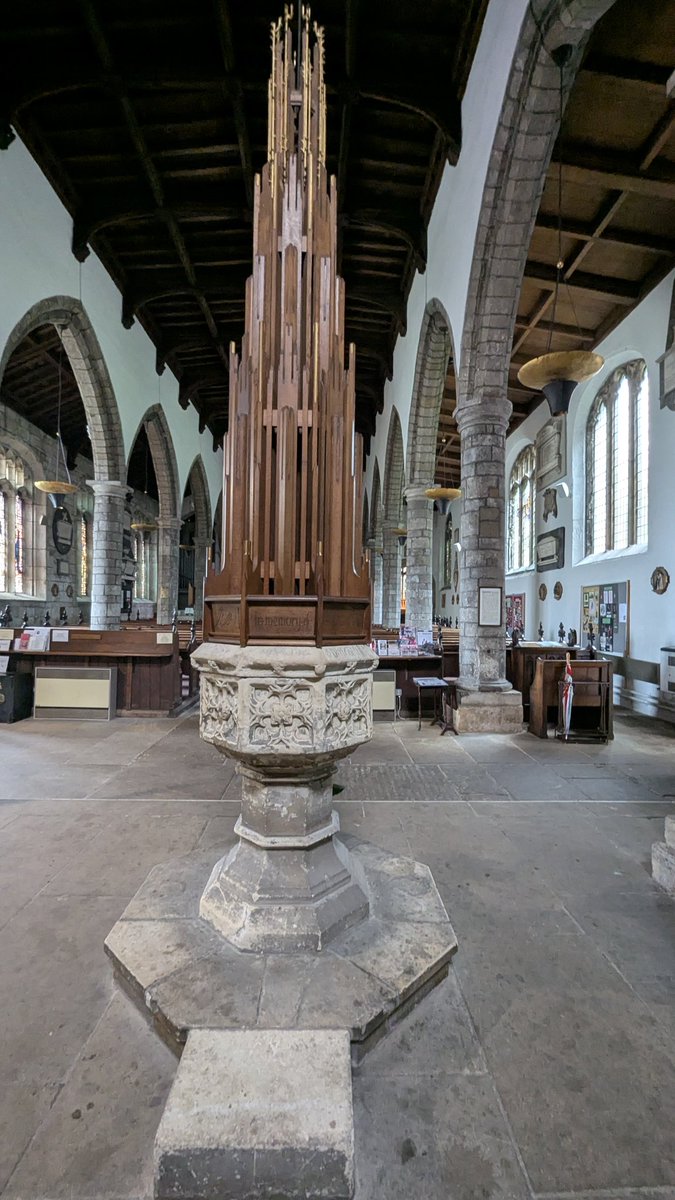 Jim73131158's tweet image. Pretty interesting font hood at St Olave's in York. I managed to cut the top off unless you click on it.
Olave was Olaf, Viking King and patron Saint of Norway. Interesting.
#fontsonfriday #york #england #heritage