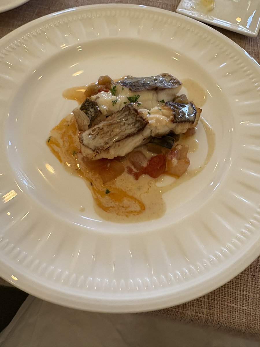 Torippy86's tweet image. サークルも仲間と公津の杜　フレンチカフェノエルでランチしました🍽️メインは鯛のポワレ🐟