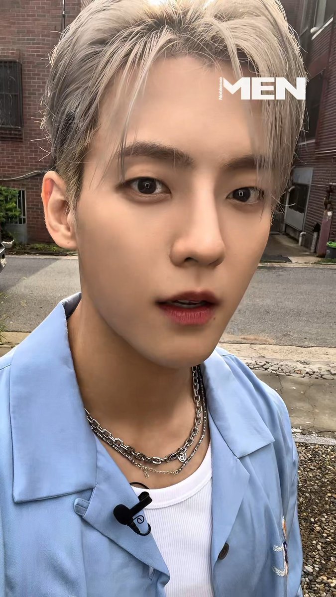 MenNoblesse's tweet image. 비투비 이민혁이
제일 사랑하는 건 누구라고? 🩵
🔗lrl.kr/cXVCT
#이민혁 #비투비 #HUTA #Wet #MENNOBLESSE