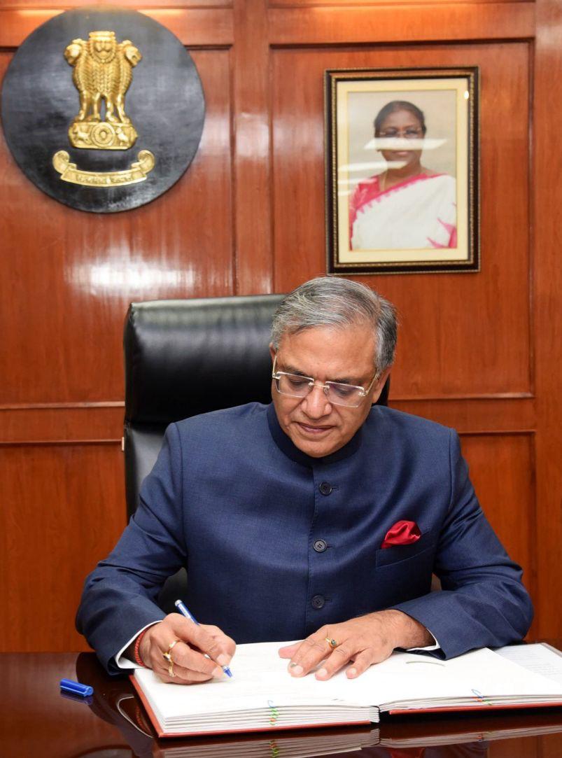 Vice-Presidential Election, 2025

✅ ECI appoints Returning Officer and Assistant ROs

Read more : eci.gov.in/eci-backend/pu…