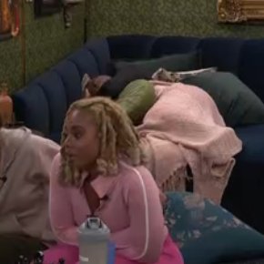 valerie_galery's tweet image. Them talking game right in front of a sleeping will is frying me #bb27