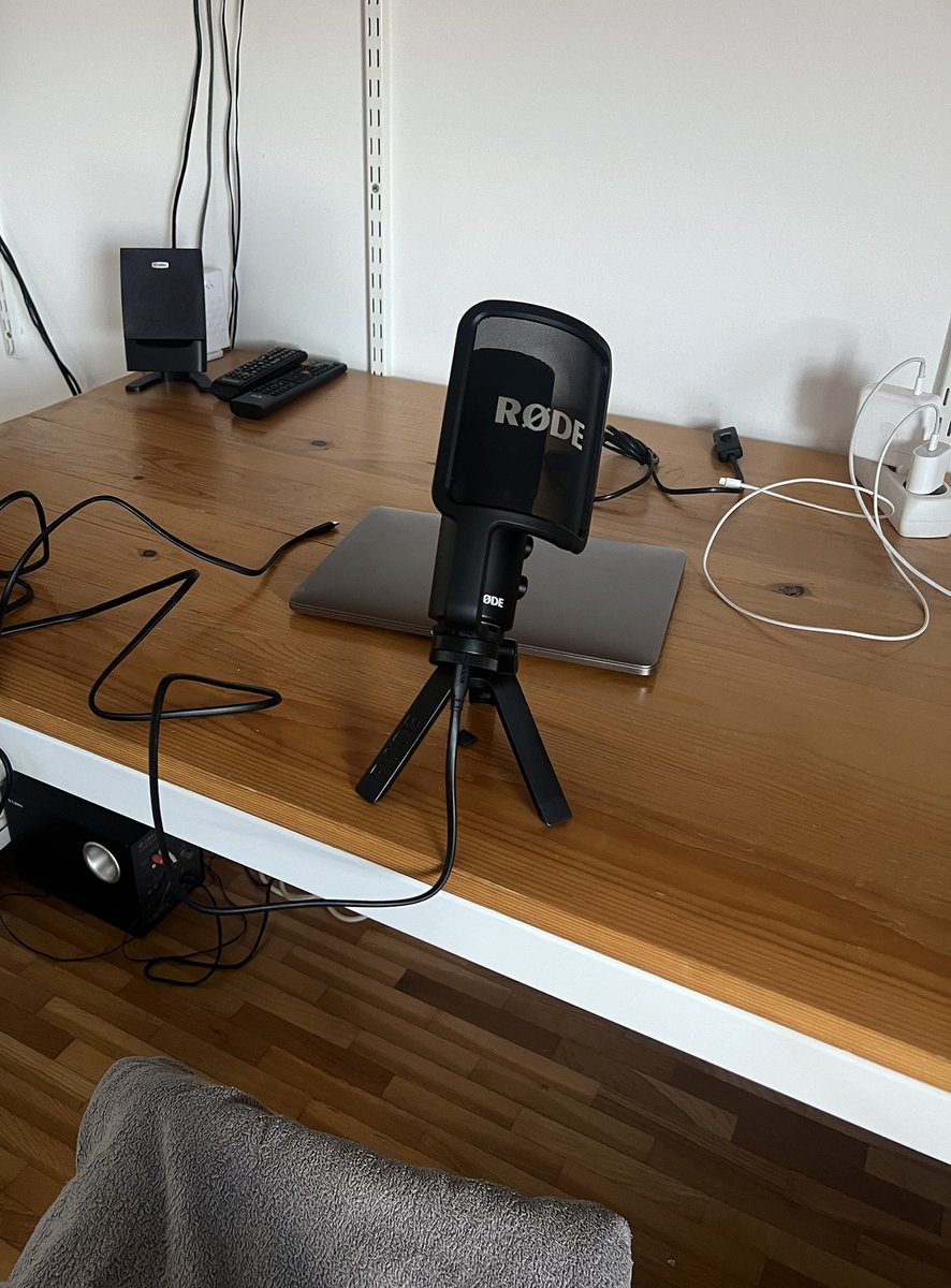 rudrastyh's tweet image. Bought this mic just for fun, just to realize that the quality of the course videos can be much better.
Re-recording lessons now... 🥲