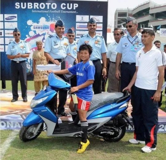 When all the news channel focus on different topic but non channel focus for the loss of the 1st Subroto Cup best player miss #Lhingneikimkuki of kholjang village,Sadar hills on 23/7/25 i hereby pay my condolence to brieve head family 
Rip😭 
<a href="/AllIndiaFtbl/">All India Football</a> 
<a href="/AIFF_Insider/">AIFF Insider</a>