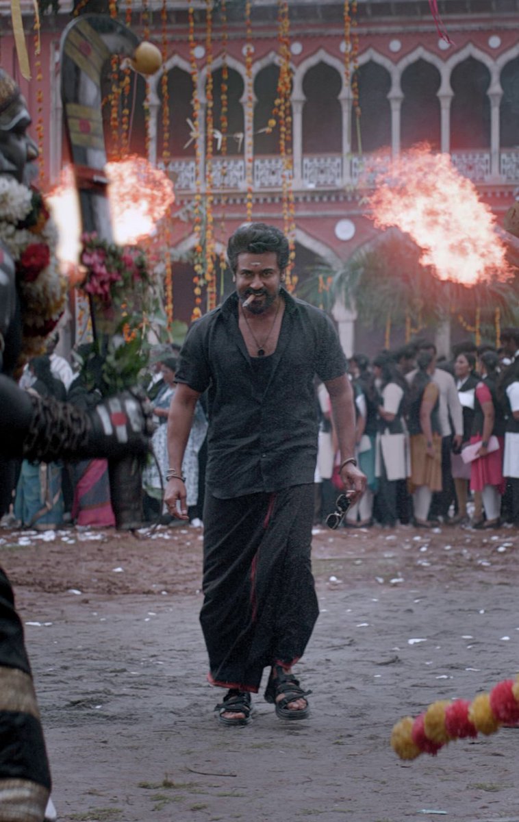 SuriyaFansClub's tweet image. Karuppan varan vazhi marikadhe 🔥

#Karuppu