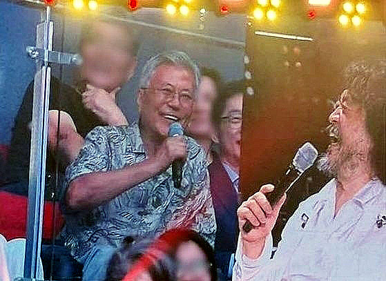 올해가 아직 안끝났지만
2025 최악의 사진일것 같다.