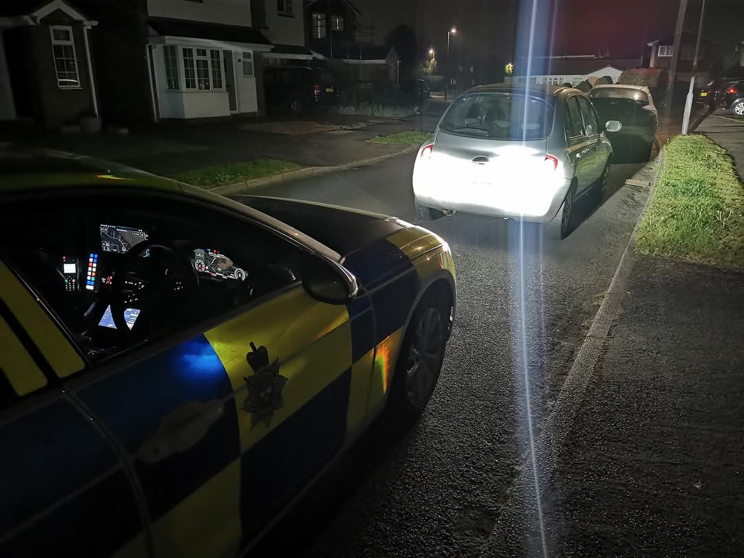 VoWSilla's tweet image. 🚨🚨 A call from member of public in Long Eaton, Derbyshire concerned about this Micra, really bad driving. Not drunk but driver an illegal entrant to the UK with no licence or insurance. Delivering pizza for local takeaway shop. Arrested and was handed over to immigration 🧑⚖️