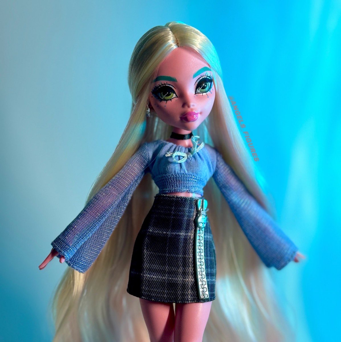 angels_figures's tweet photo. Lagoona Blue #reroot #liprepaint https://t.co/tJ1grWl1j0