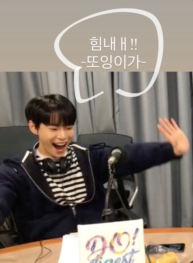 do0wonhe's tweet image. 다들 힘내세요..
주말이 얼마 남지 않았다눙 사실~