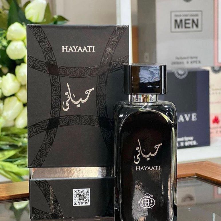 Scentarium's tweet image. HAYAATI 馃槇
This is simply a fresh, fruity, and woody scent. It smells sweet and fruity with woody undertone. so if you're a guy, and you don't like Oud based fragrances, you should totally pick this up.
It smells like a sweet and fresh looking gentleman.
N22,000