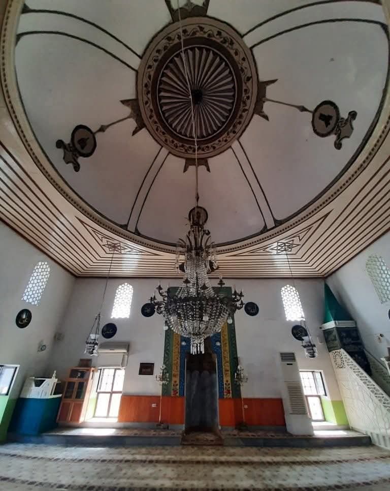 YS_Turkoglu's tweet image. "Muhakkak ki Allah, adeleti, iyiliği, akrabaya yardım etmeyi emreder. Çirkin işleri, fenalık ve azgınlığı da yasaklar. O, düşünüp tutasınız diye size böyle öğüt veriyor."
Hayırlı Cumalar...
(Halil Ağa Camii / 1644 / Mudanya / Bursa)