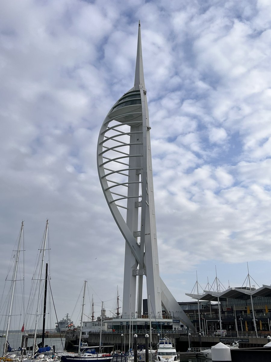MetMattTaylor's tweet image. Perfect start here in Portsmouth for @JohnMag20 to abseil down Spinnaker Tower. Watch @BBCBreakfast at 0845.
27/28C possible in southern England today, with sunny spells across much of England/Wales. Cloudier for Scot/NIre with patchy rain for some